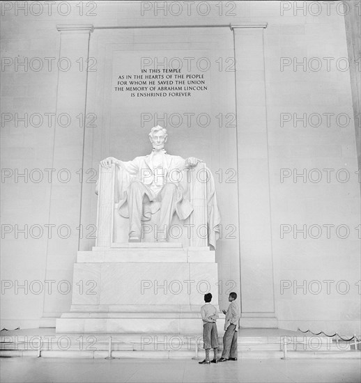 Two boys admiring Lincoln Memorial, Washington, D.C., USA, Marjory Collins, U.S. Office of War Information, May 1942