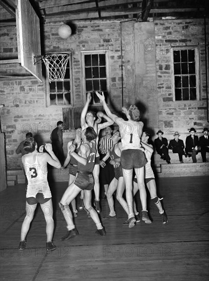 High School basketball game, Eufaula, Oklahoma, USA, Russell Lee, U.S. Farm Security Administration, February 1940