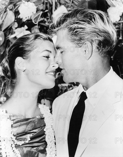 Diane Beardmore, Tommy Zahn, on-set of the film, "South Seas Adventure", Stanley-Warner Cinerama Corporation, 1958