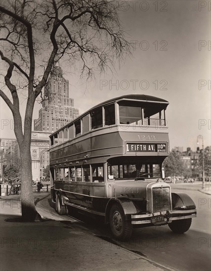 Fifth Avenue Bus, Washington Square, New York City, New York, USA, Berenice Abbott, Federal Art Project, "Changing New York", 1936