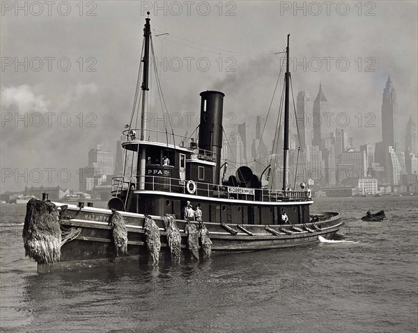 Watuppa tugboat, From waterfront with Manhattan skyline in background, Brooklyn, New York City, New York, USA, Berenice Abbott, Federal Art Project, "Changing New York", August 1936