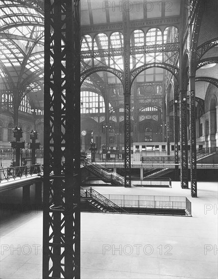 Pennsylvania station, interior view, New York City, New York, USA, Berenice Abbott, Federal Art Project, "Changing New York", 1936