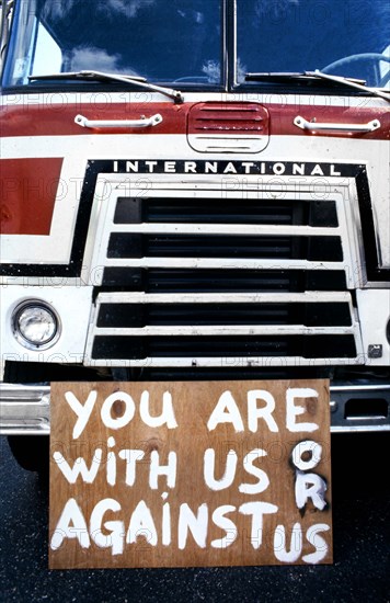 High price of fuel protest, Travelers Plaza, New Jersey, USA, Bernard Gotfryd, 1973