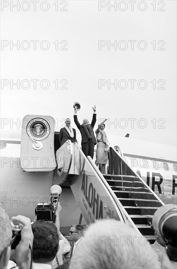 U.S. President Dwight Eisenhower (center), his son Major John Eisenhower and his son's wife Barbara Eisenhower as they board Air Force One, Hickam Air Force Base, Honolulu, Hawaii, USA, Thomas J. O'Halloran, U.S. News & World Report Magazine Photograph Collection, June 1960