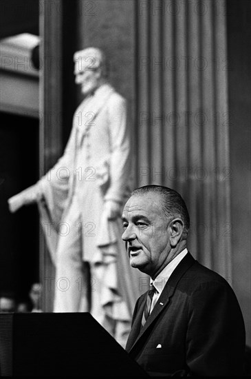 U.S. President Lyndon Johnson delivering remarks from behind podium during signing ceremony for the Voting Rights Act, Rotunda, U.S. Capitol, Washington, D.C., USA, Yoichi Okamoto, August 6, 1965