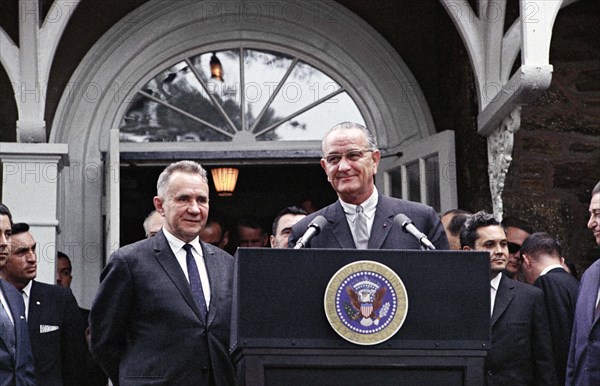 Soviet Premier Aleksei Kosygin, U.S. President Lyndon B. Johnson at podium, Glassboro Summit Conference, Glassboro State College, Glassboro, New Jersey, USA, Yoichi Okamoto, June 23, 1967