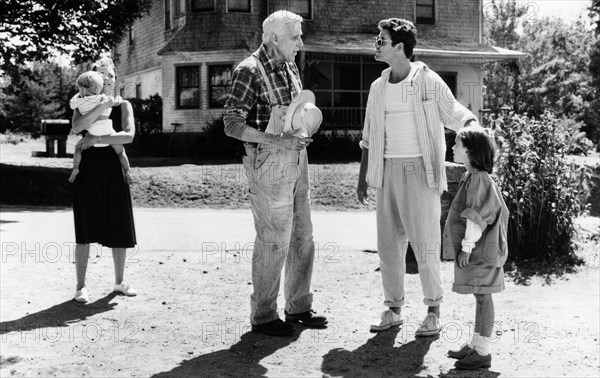 Denise Crosby, Miko Hughes, Fred Gwynne, Dale Midkiff, Blaze Berdahl, on-set of the film, "Pet Sematary", Paramount Pictures, 1989