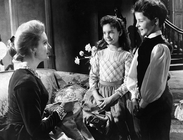 Deborah Kerr, Pamela Franklin, Martin Stephens, on-set of the film, "The Innocents", 20th Century-Fox, 1961