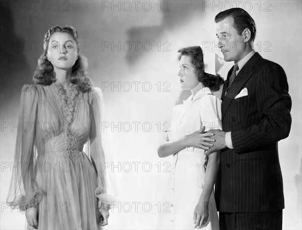 Christine Gordon, Frances Dee, Tom Conway, on-set of the film, "I Walked With A Zombie", RKO Radio Pictures, 1943