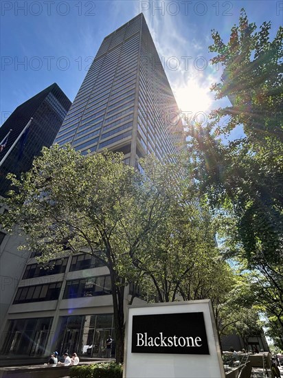 Blackstone, American alternative investment management company, company sign and building exterior, low angle view, Park Avenue, New York City, New York, USA