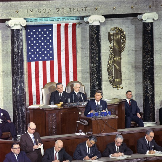 U.S. President John Kennedy delivering State of the Union address to member of U.S. congress, U.S. Vice President Lyndon Johnson and Speaker of the House John W. McCormack, sit directly behind the president, U.S. Capitol Building, Washington, D.C., USA, Cecil Stoughton, White House Photographs, January 14, 1963