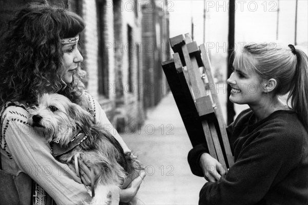 Laraine Newman, Ami Dolenz, on-set of the film, "Witchboard 2: The Devil's Doorway", Republic Pictures, 1993