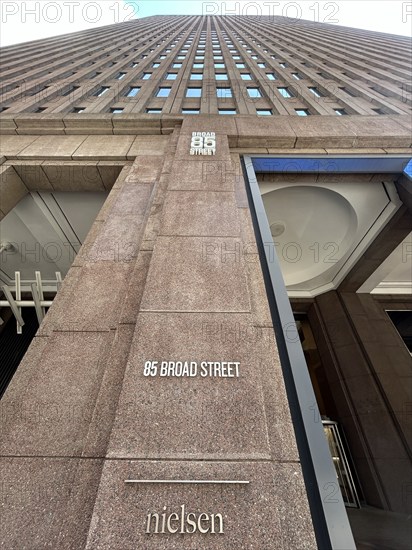 Nielsen Media Research headquarters, low angle view of building exterior, 85 Broad Street, New York City, New York, USA