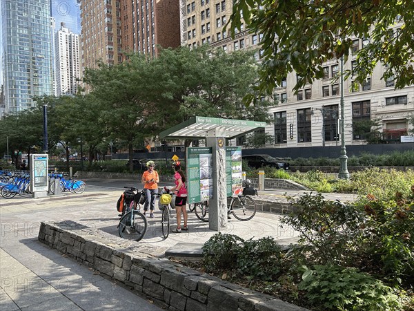 Urban bicycle path, Empire State Trail, Battery Park City, New York City, New York, USA