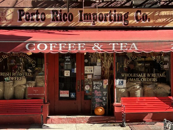 Porto Rico Importing Co., Coffee and Tea Shop, building exterior, 201 Bleecker Street, Greenwich Village, New York City, New York, USA