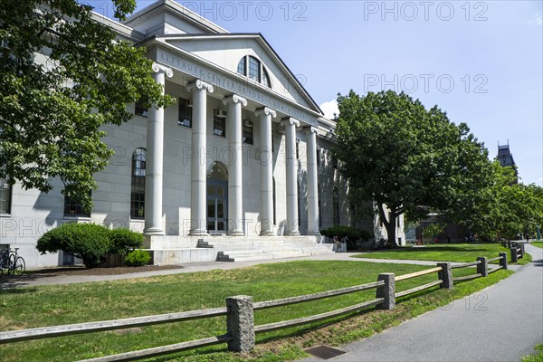 Littauer Center, Graduate School of Public Administration, building exterior, Harvard University, Cambridge, Massachusetts, USA