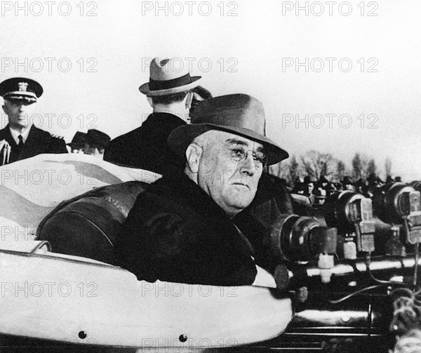 U.S. President Franklin D. Roosevelt attending Jefferson Memorial groundbreaking ceremony, Washington, D.C., USA, Franklin D. Roosevelt Presidential Library & Museum, December 15, 1938