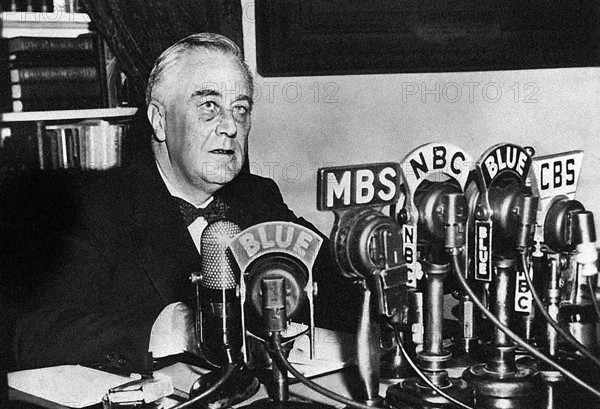 U.S. President Franklin D. Roosevelt giving radio address regarding his state of the union message to Congress, Washington, D.C., USA, Franklin D. Roosevelt Presidential Library & Museum, January 11, 1944