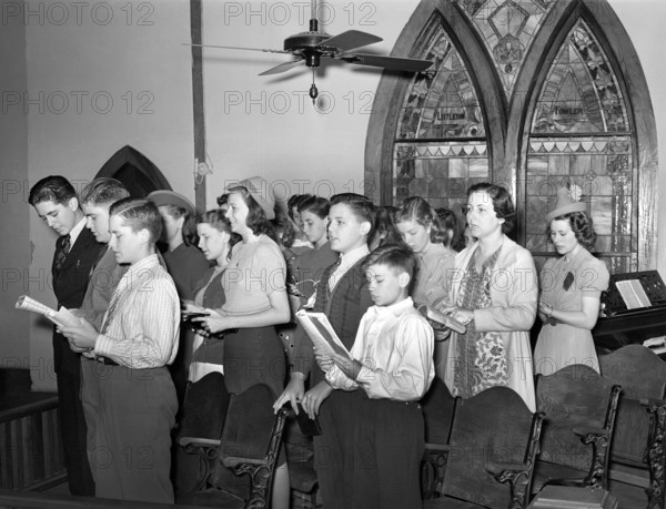 Church choir, San Augustine, Texas, USA, Russell Lee, U.S. Farm Security Administration, April 1939