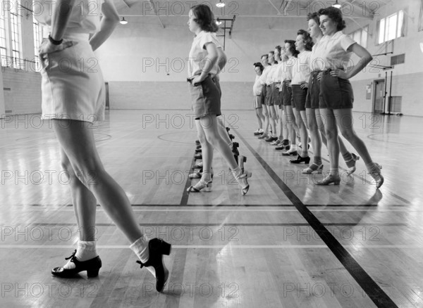 Tap dancing class in gymnasium, Iowa State University, Ames, Iowa, USA, Jack Delano, U.S. Farm Security Administration, May 1942