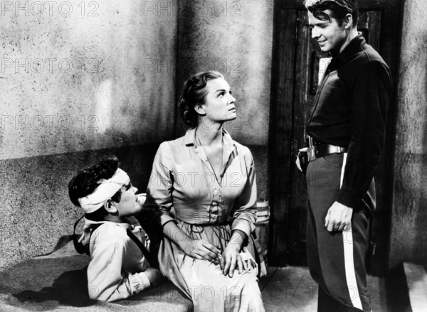 Kim Charney, Patricia Tiernan, Audie Murphy, on-set of the western film, "The Guns Of Fort Petticoat", Columbia Pictures, 1957