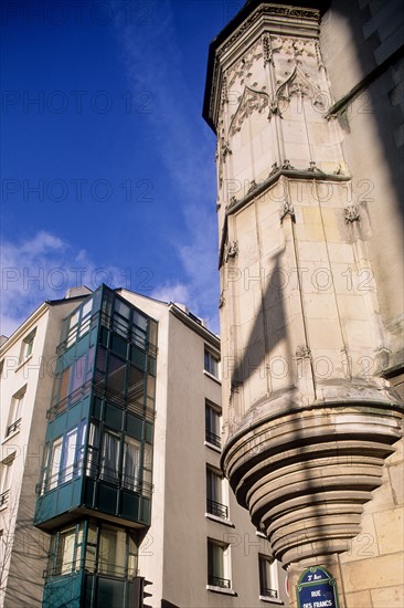 France, corbelled turrets