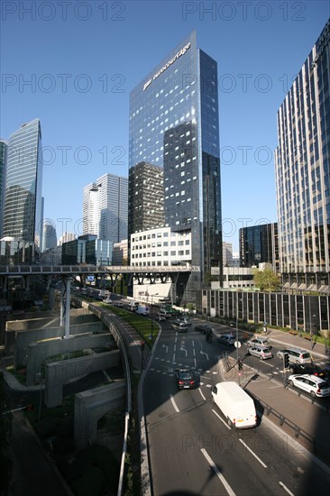 France, towers - Gilles Targat-Photo12