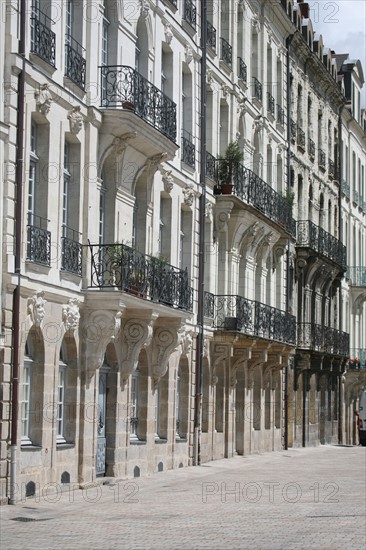 France, pays de loire, loire atlantique, Nantes, ile feydeau, quai turenne, immeubles de rapport, armateurs, pierre de taille, balcons,