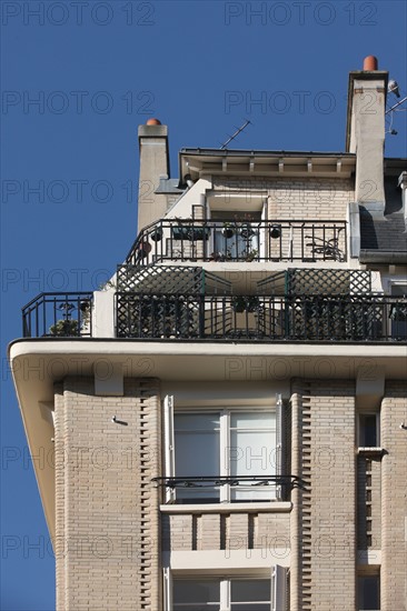 Houyvet building in Paris
