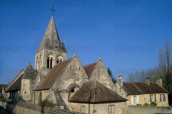 France, region picardie, oise, valois, village de saintines, eglise, edifice religieux,
