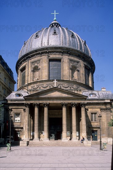 France, ile de france, paris 1er arrondissement, angle rue cambon et saint honore, eglise notre dame de l'assomption, religion catholique, dome, eglise de la communaute polonaise,