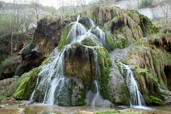 France, franche comté, jura, baume les messieurs, village, patrimoine, montagne, reculée, nature, cascades, eau, chutes,