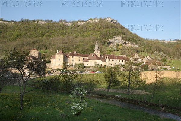 France, franche comté, jura, baume les messieurs, village, patrimoine, montagne, reculée, nature, panorama, clocher, maisons,