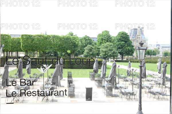 France, ile de france, paris 1er arrondissement, 107 rue de rivoli, restaurant au saut du loup, musee des arts decoratifs, gastronomie, louvre, terrasse, design, mode, 
Date : 2011-2012