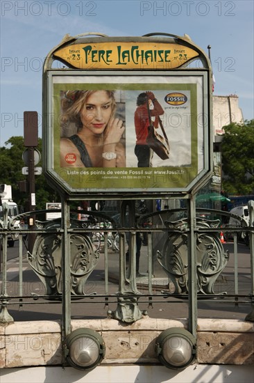 France, ile de france, paris 20e arrondissement, bd de menilmontant, station du metro pere lachaise, ratp, Hector Guimard, 
Date : 2011-2012