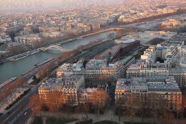 France, ile de france, paris 7e arrondissement, tour eiffel, vue depuis le 2e etage, passerelle debilly, seine, concorde,