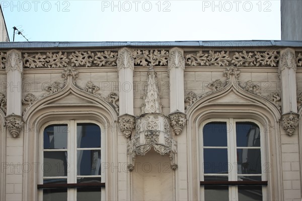 France, ile de france, paris 9e arrondissement, 9 rue de navarin, maison neo gothique, detail decor de facade,