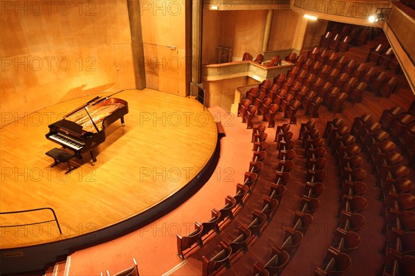 France, ile de france, paris 17e arrondissement, 78 rue cardinet, salle cortot, architecte auguste perret, ecole normale superieure de musique, salle de concert, piano,