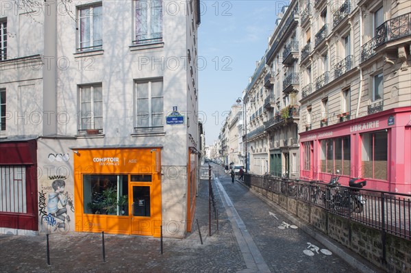 France, Région Ile de France, Paris 5e arrondissement, Rue Saint Victor, décalage de hauteur