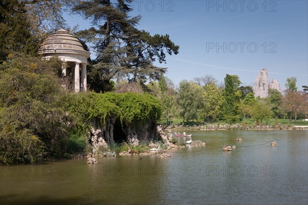 France, Région Ile de France, Paris 12e arrondissement, Bois de Vincennes, Lac Daumesnil, temple, fabrique,