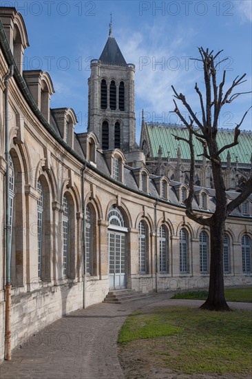 Maison D'Eductaion D'Ela Legion D'Honneur, Cour D'Honneur