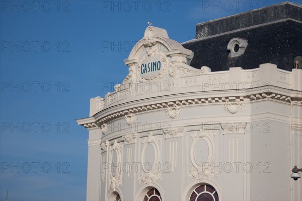 Trouville sur Mer, Casino et cures marines