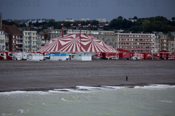 Amar Circus, in Dieppe