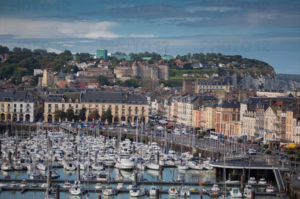 Dieppe, port et quais depuis les hauteurs du Pollet