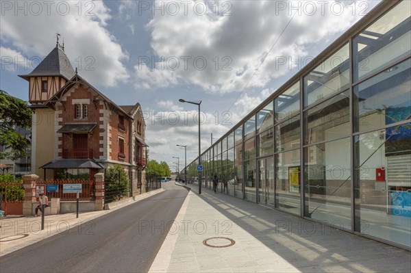 Chelles, gare de Chelles Gournay