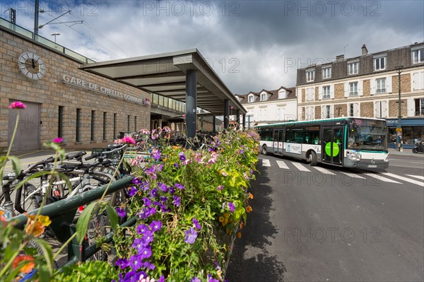 Chelles, gare de Chelles Gournay