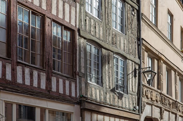 Rouen (Seine Maritime), rue Eau de Robec