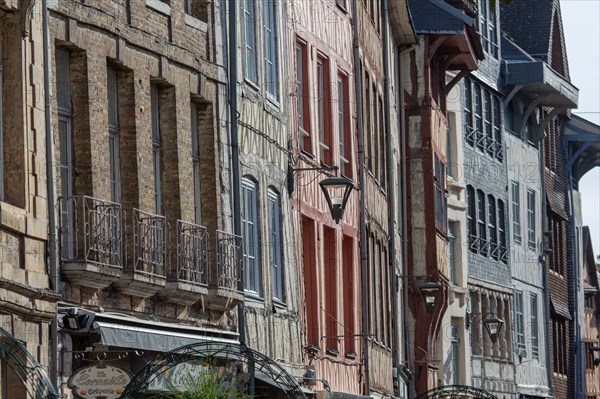 Rouen (Seine Maritime), rue Eau de Robec