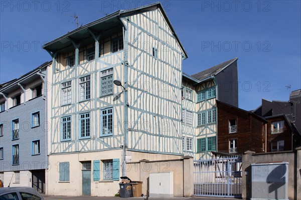 Rouen (Seine Maritime), rue Eau de Robec