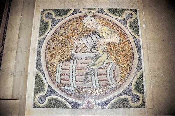 Mosaic (St. Denis basilica)